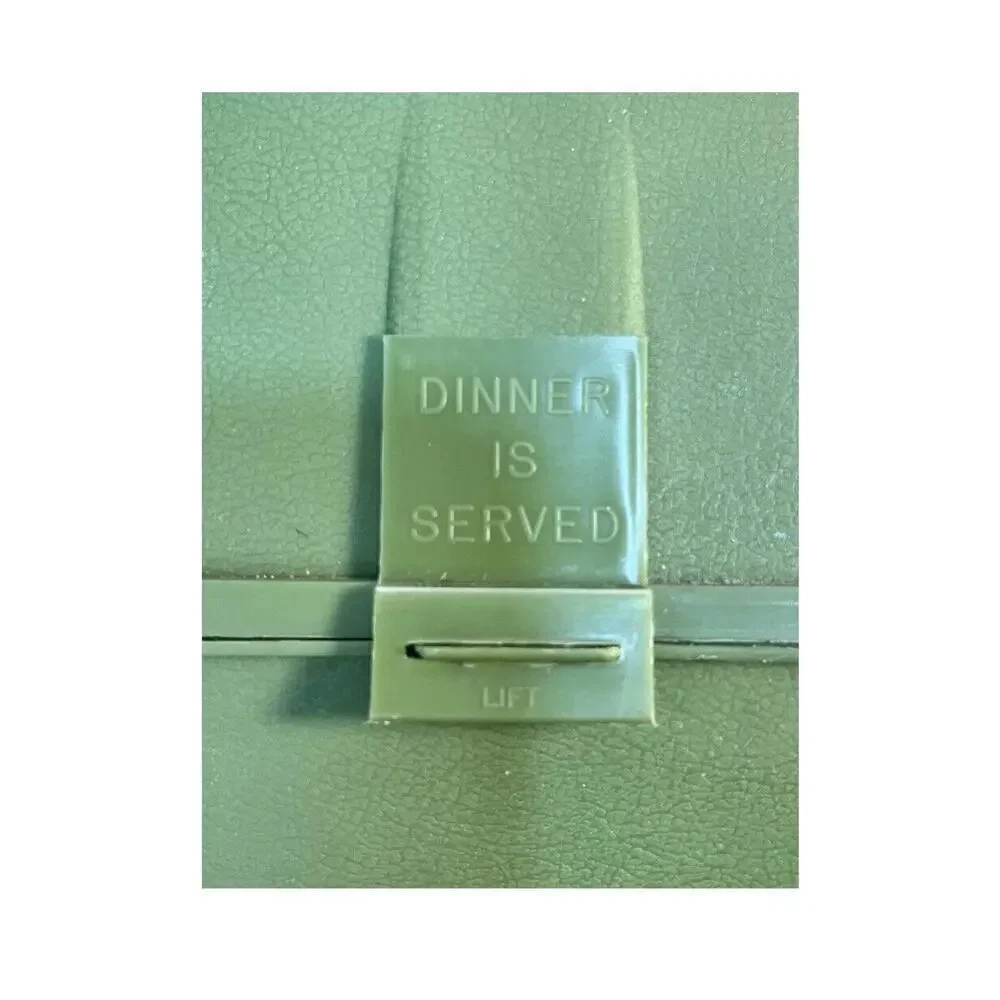 Vintage 1972 DINNER IS SERVED Avocado Green Marjon Promotions Recipe Box Cards
